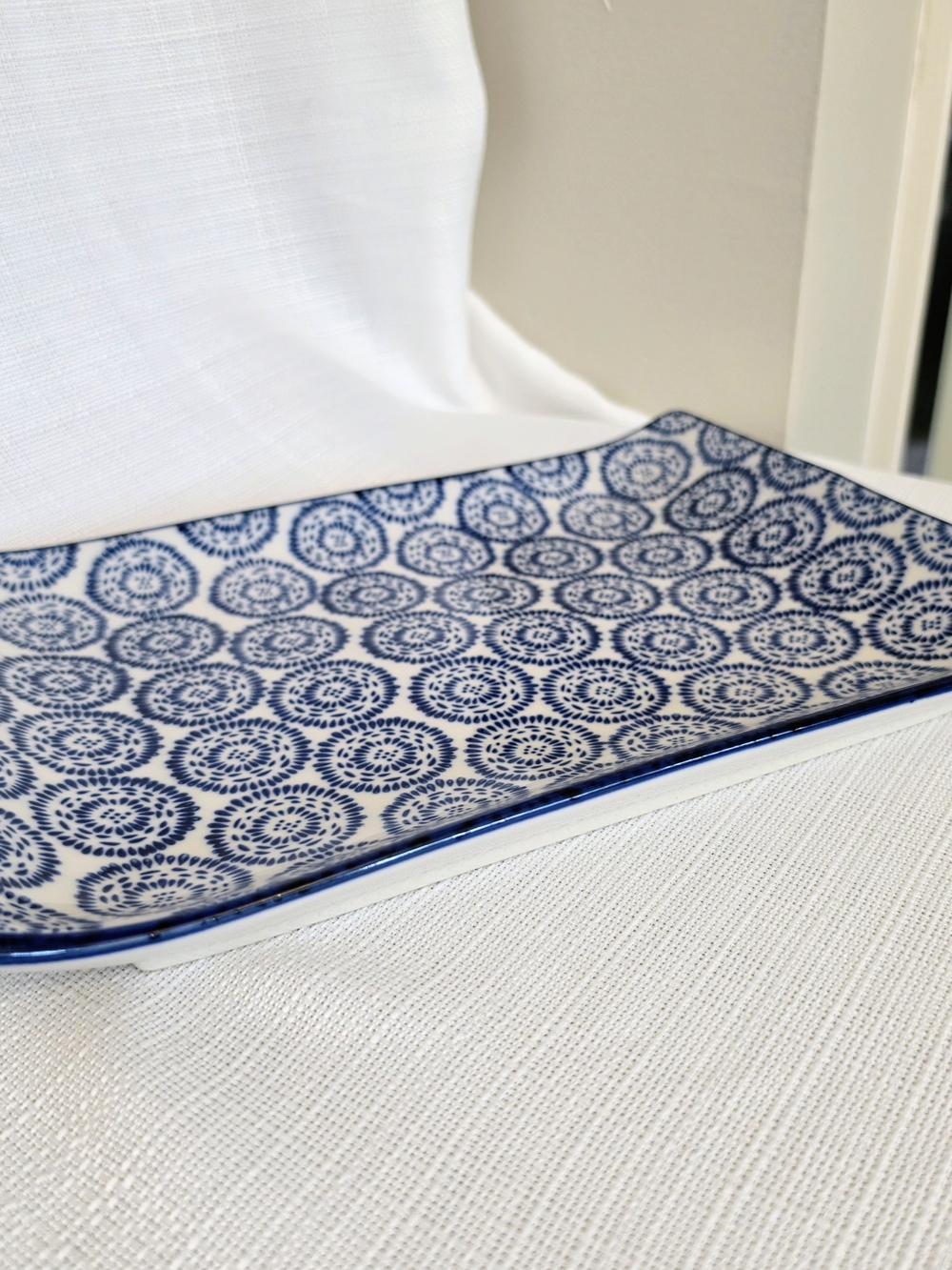 Pier 1 Stoneware Tray Platter Blue White 12x8 Curved Edge Dish Vanity Dresser